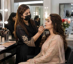Professional Ladies Beauty Salon in DHA Karachi
