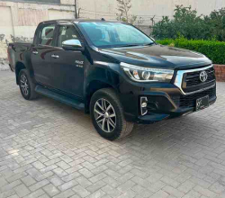 Toyota Hilux Revo V Push Start 2018 Total Genuine